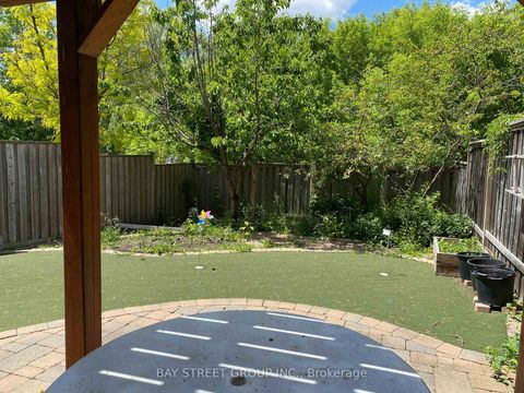 Photo 16 at 46 Romance Drive, Rouge Woods, Richmond Hill