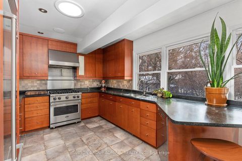 Photo 13 at 238 Mill Street, Mill Pond, Richmond Hill