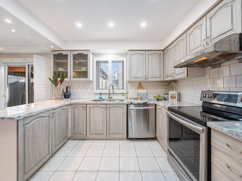 Photo 6 at 171 Hupfield Trail, Malvern, Toronto