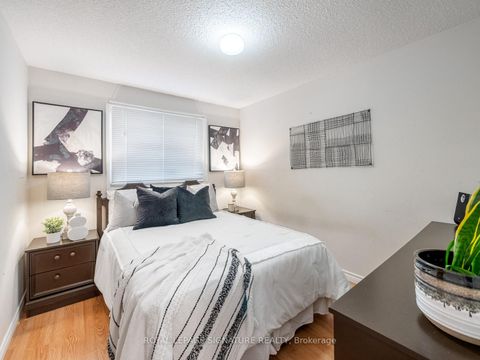 Photo 21 at 171 Hupfield Trail, Malvern, Toronto