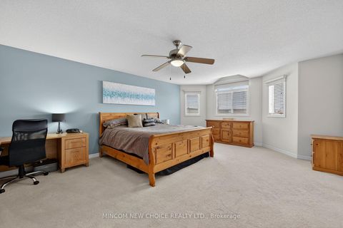 Photo 16 at 37 Westminster Circle, Shore, Barrie