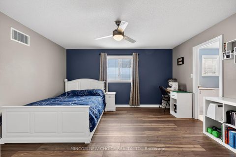 Photo 26 at 37 Westminster Circle, Shore, Barrie