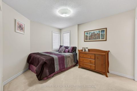 Photo 27 at 37 Westminster Circle, Shore, Barrie