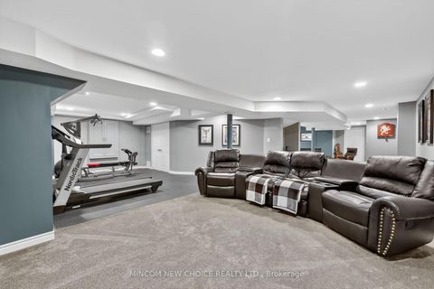 Photo 32 at 37 Westminster Circle, Shore, Barrie