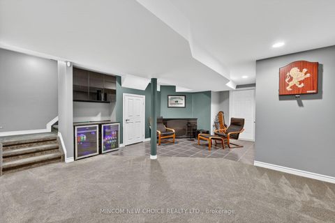 Photo 35 at 37 Westminster Circle, Shore, Barrie