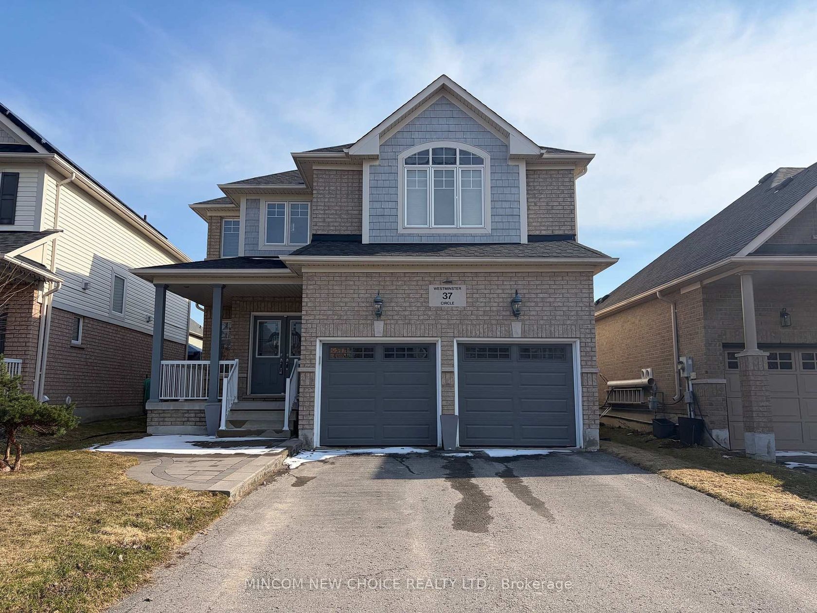 37 Westminster Circle, Shore, Barrie photo 2