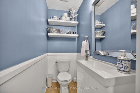 Photo 6 at 32 Tideswell Boulevard, Rouge E11, Toronto