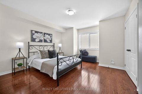Photo 18 at 32 Tideswell Boulevard, Rouge E11, Toronto