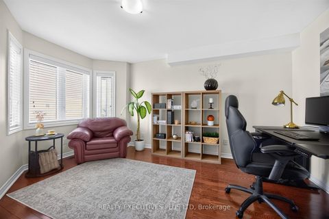 Photo 21 at 32 Tideswell Boulevard, Rouge E11, Toronto