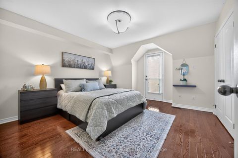 Photo 22 at 32 Tideswell Boulevard, Rouge E11, Toronto