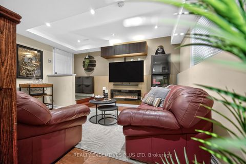 Photo 28 at 32 Tideswell Boulevard, Rouge E11, Toronto