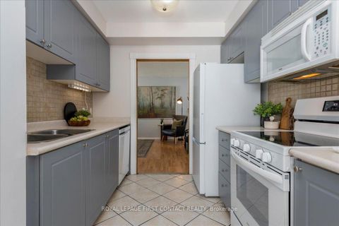 Photo 7 at 36 CHURCHLAND Drive, Holly, Barrie