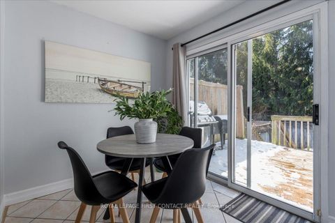 Photo 10 at 36 CHURCHLAND Drive, Holly, Barrie