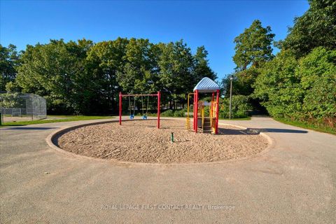 Photo 28 at 36 CHURCHLAND Drive, Holly, Barrie