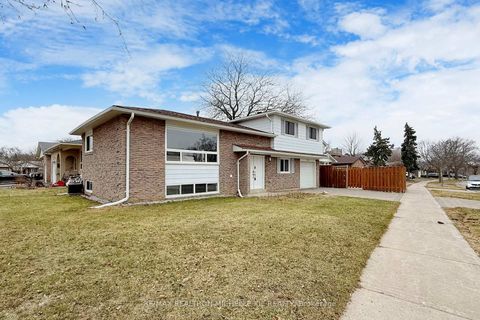 Photo 35 at 35 Bridley Drive, Agincourt North, Toronto