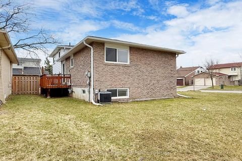 Photo 36 at 35 Bridley Drive, Agincourt North, Toronto