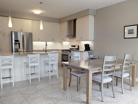 Photo 6 at 28 Timberbank Square, Sutton & Jackson's Point, Georgina