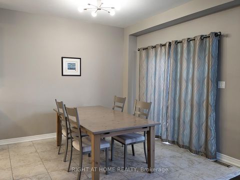 Photo 8 at 28 Timberbank Square, Sutton & Jackson's Point, Georgina