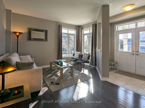 Photo 13 at 28 Timberbank Square, Sutton & Jackson's Point, Georgina