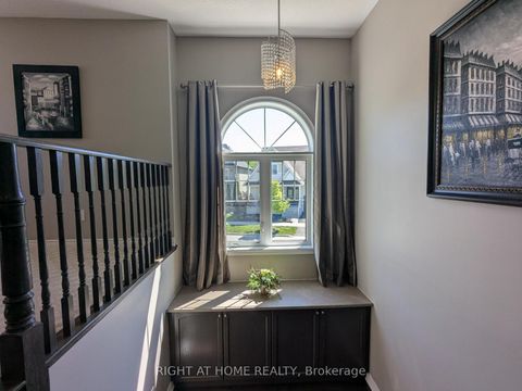 Photo 14 at 28 Timberbank Square, Sutton & Jackson's Point, Georgina