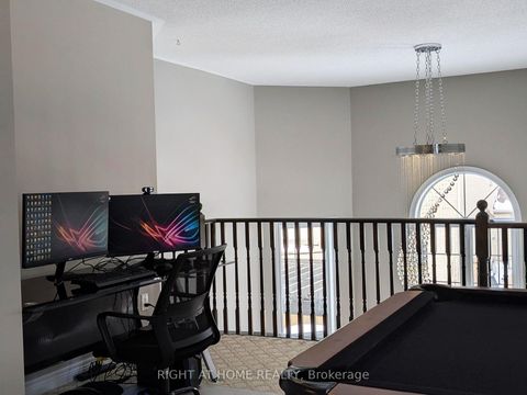 Photo 18 at 28 Timberbank Square, Sutton & Jackson's Point, Georgina