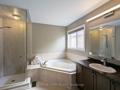 Photo 22 at 28 Timberbank Square, Sutton & Jackson's Point, Georgina