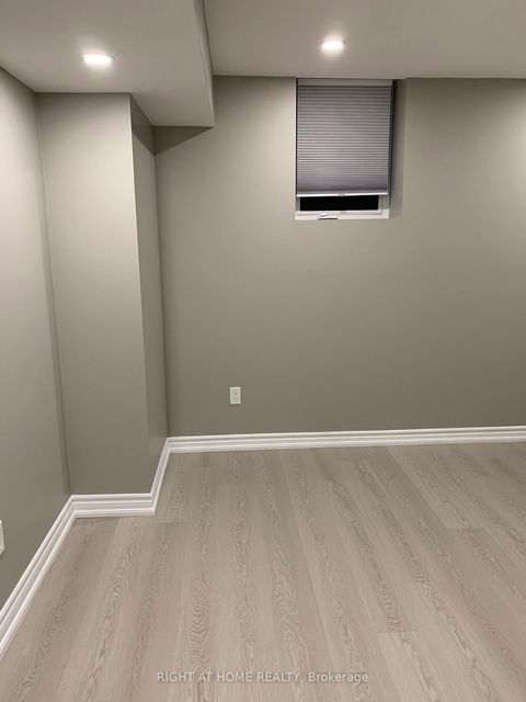 Photo 29 at 28 Timberbank Square, Sutton & Jackson's Point, Georgina