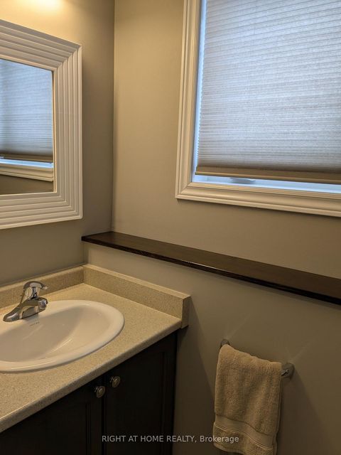 Photo 32 at 28 Timberbank Square, Sutton & Jackson's Point, Georgina