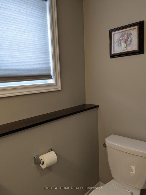 Photo 33 at 28 Timberbank Square, Sutton & Jackson's Point, Georgina