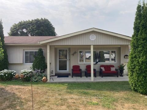 Photo 1 at 23 Mimosa Crescent, Rural Innisfil, Innisfil