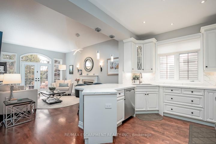 Photo 10 at 4304 Taywood Drive, Rose, Burlington