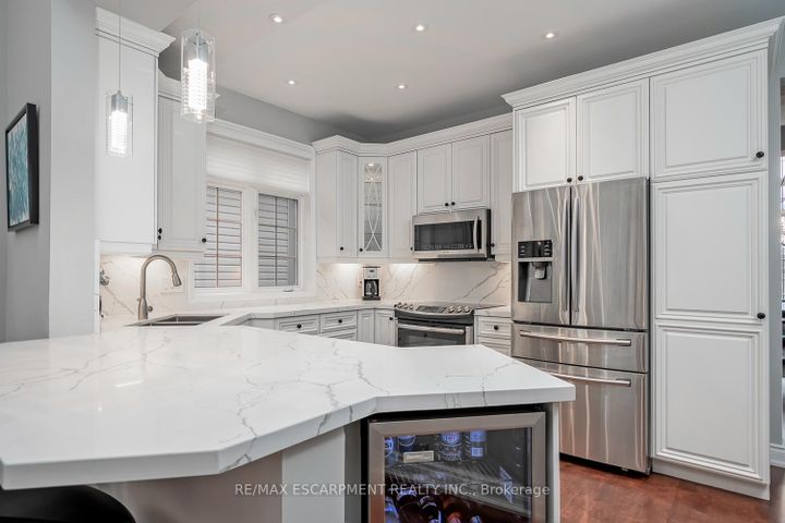 Photo 12 at 4304 Taywood Drive, Rose, Burlington