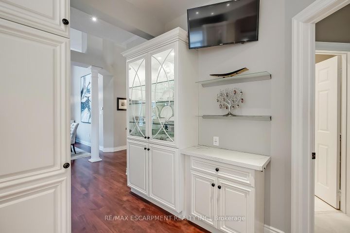 Photo 13 at 4304 Taywood Drive, Rose, Burlington