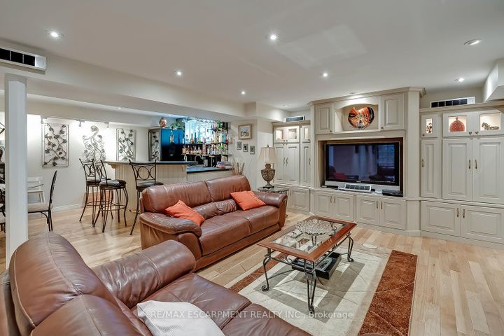 Photo 37 at 4304 Taywood Drive, Rose, Burlington