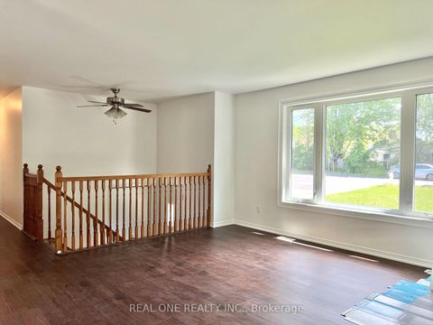 Photo 4 at 216 Foster Drive, Painswick North, Barrie