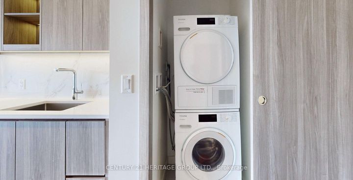 Photo 12 at 1505 - 25 McMahon Drive, Bayview Village, Toronto