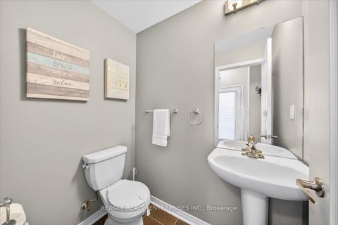 Photo 10 at 21 - 871 Wilson Avenue, CFB, Toronto