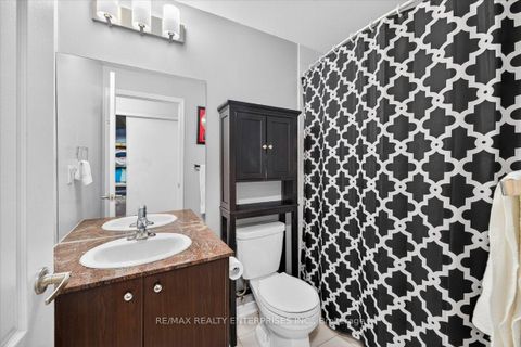 Photo 11 at 21 - 871 Wilson Avenue, CFB, Toronto