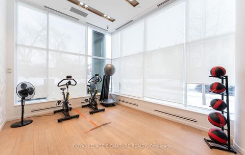 Photo 23 at 213 - 80 Vanauley Street, Chinatown, Toronto