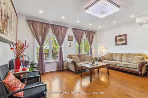 Photo 7 at 33 Pidgeon Street, Birchmount, Toronto