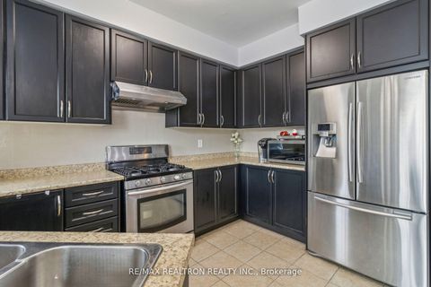 Photo 15 at 33 Pidgeon Street, Birchmount, Toronto