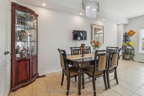 Photo 17 at 33 Pidgeon Street, Birchmount, Toronto