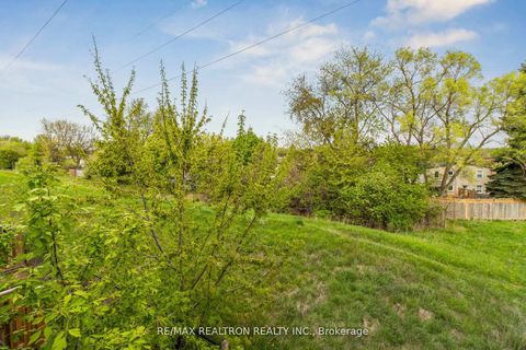 Photo 41 at 33 Pidgeon Street, Birchmount, Toronto