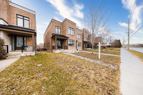 Photo 22 at 1240 Wellington Street E, Bayview Northeast, Aurora