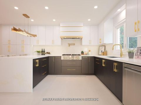 Photo 2 at 137 Old Surrey Lane, South Richvale, Richmond Hill