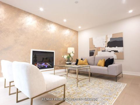 Photo 13 at 137 Old Surrey Lane, South Richvale, Richmond Hill