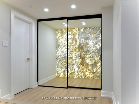 Photo 33 at 137 Old Surrey Lane, South Richvale, Richmond Hill