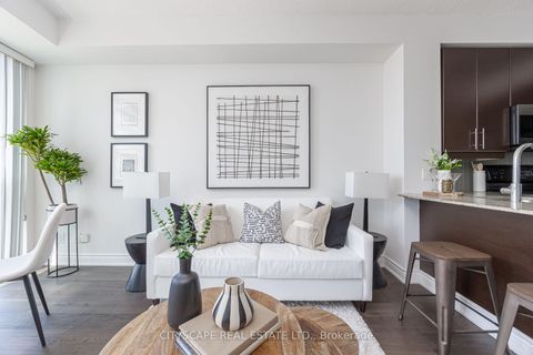 Photo 5 at 1901 - 18 Harbour Street, Waterfront Communities C1, Toronto