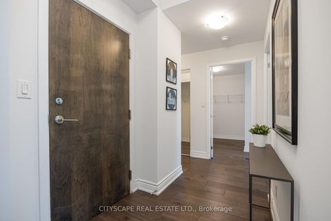 Photo 11 at 1901 - 18 Harbour Street, Waterfront Communities C1, Toronto