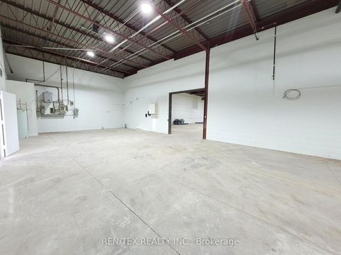 Photo 4 at Units A1&A2 - 311 Bowes Road, Concord, Vaughan